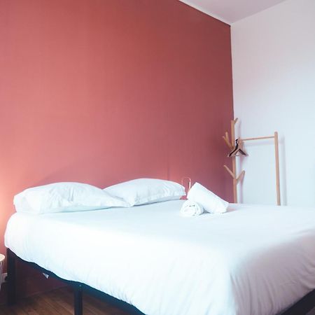 Le Ronsardien - Appartement Calme Et Confortable Tours Exteriör bild