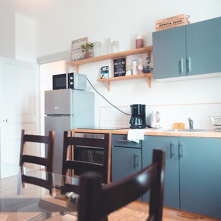 Le Ronsardien - Appartement Calme Et Confortable Tours Exteriör bild
