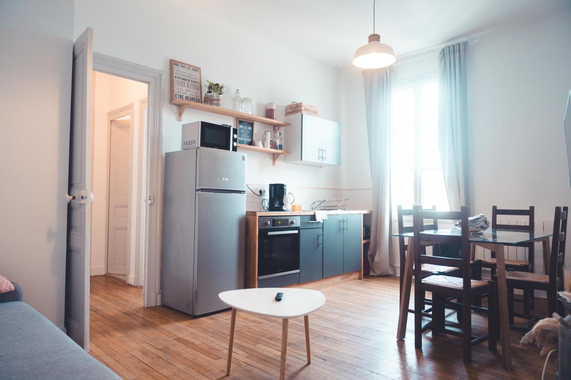 Le Ronsardien - Appartement Calme Et Confortable Tours Exteriör bild